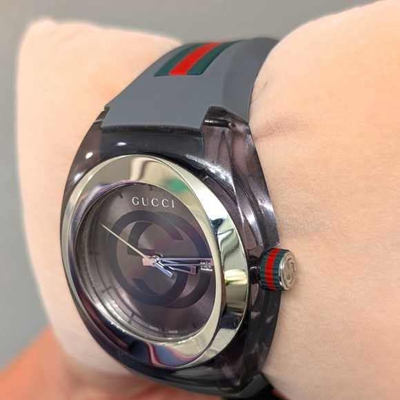 Gucci Watch - Picture 2 of 4